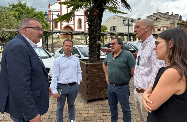El vicepresidente de la Diputación visita el municipio de Toral de los Vados